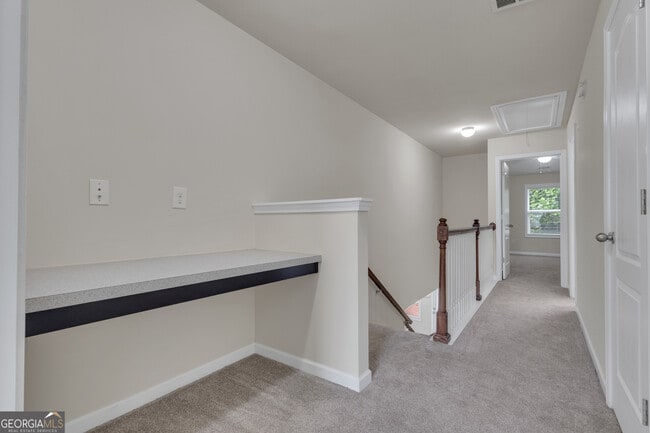Building Photo - 157 Granite Way