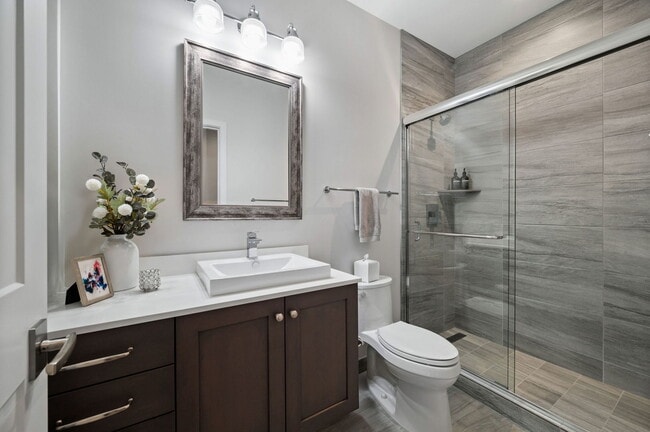 Building Photo - 232 E 18th St