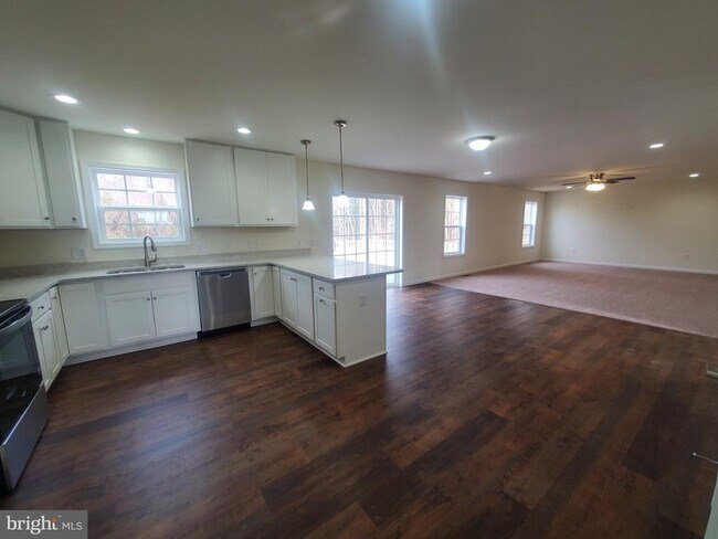 Building Photo - 141 Cilento Dr