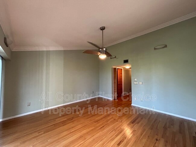 Building Photo - 9650 Tara Cay Ct