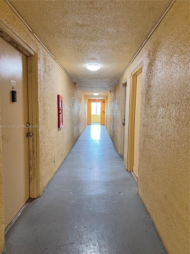 Building Photo - 17530 NW 68th Ave