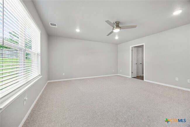 Building Photo - 1553 Justice Dr