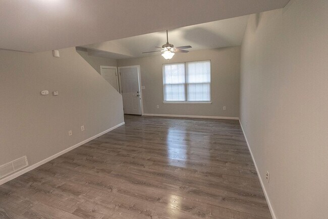 Building Photo - 5301-5303 Currituck Lane