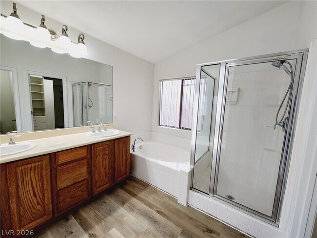 Building Photo - 7445 Calzado Dr