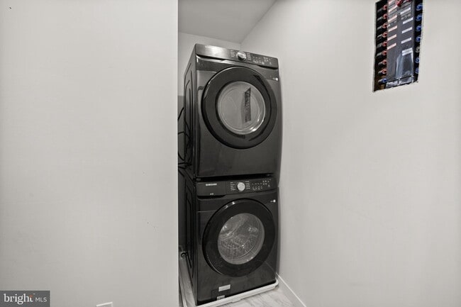 Building Photo - 3623 N 21st St