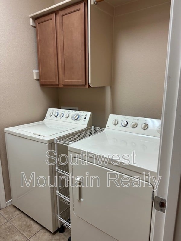 Building Photo - 4245 E Ficus Way