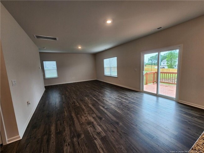 Building Photo - 15 Charlies Bnd Wy