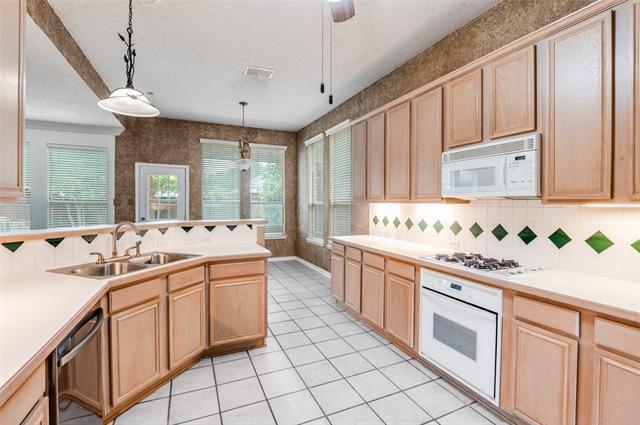 Building Photo - 3516 Mason Dr