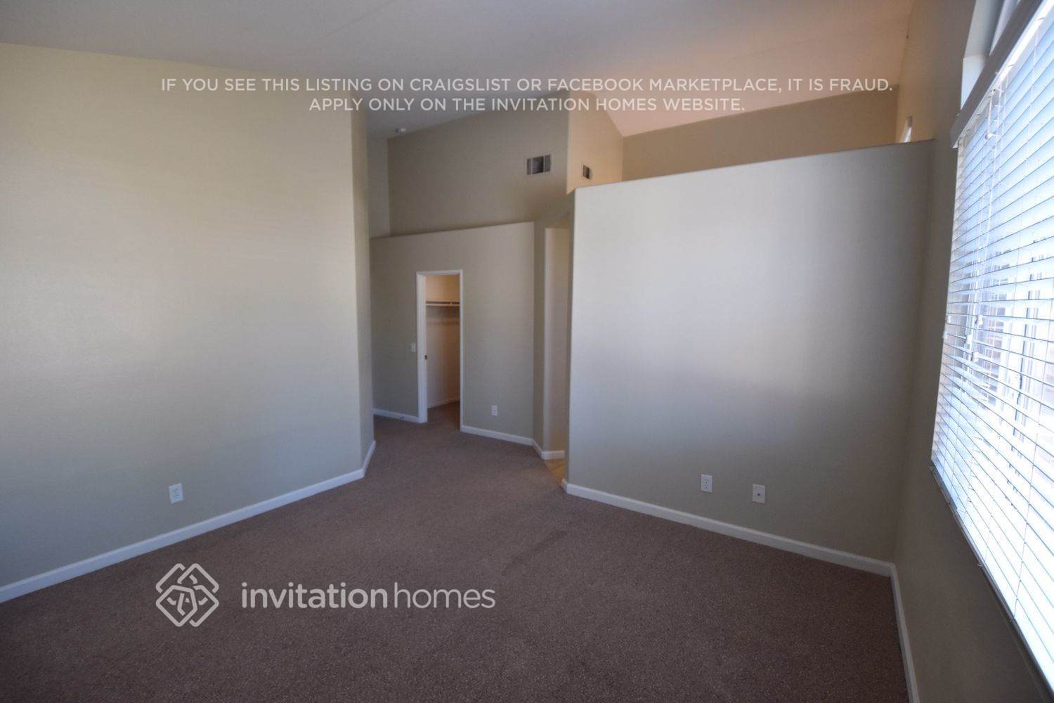 Building Photo - 12037 Reichling Ln