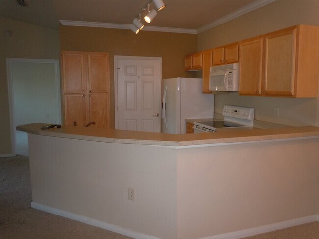 Building Photo - 130 Old Town Pkwy