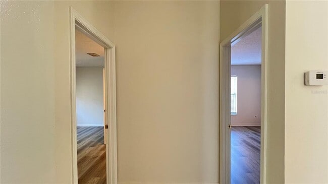 Building Photo - 1140 Cedarwood Way