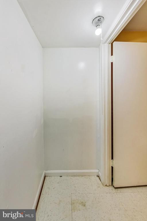 Building Photo - 11924 Redtree Way