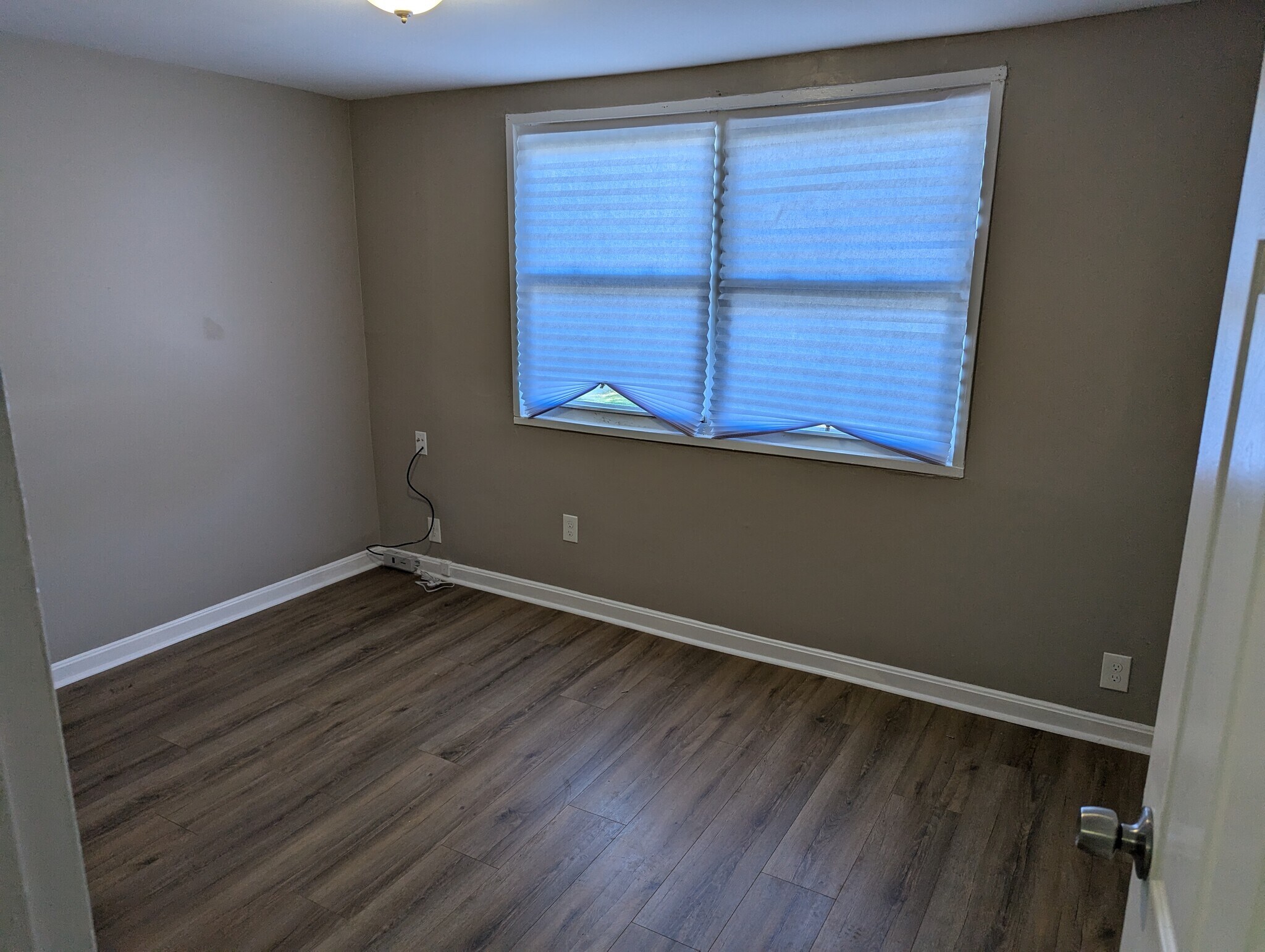 Building Photo - 1026 Fredonia Ct