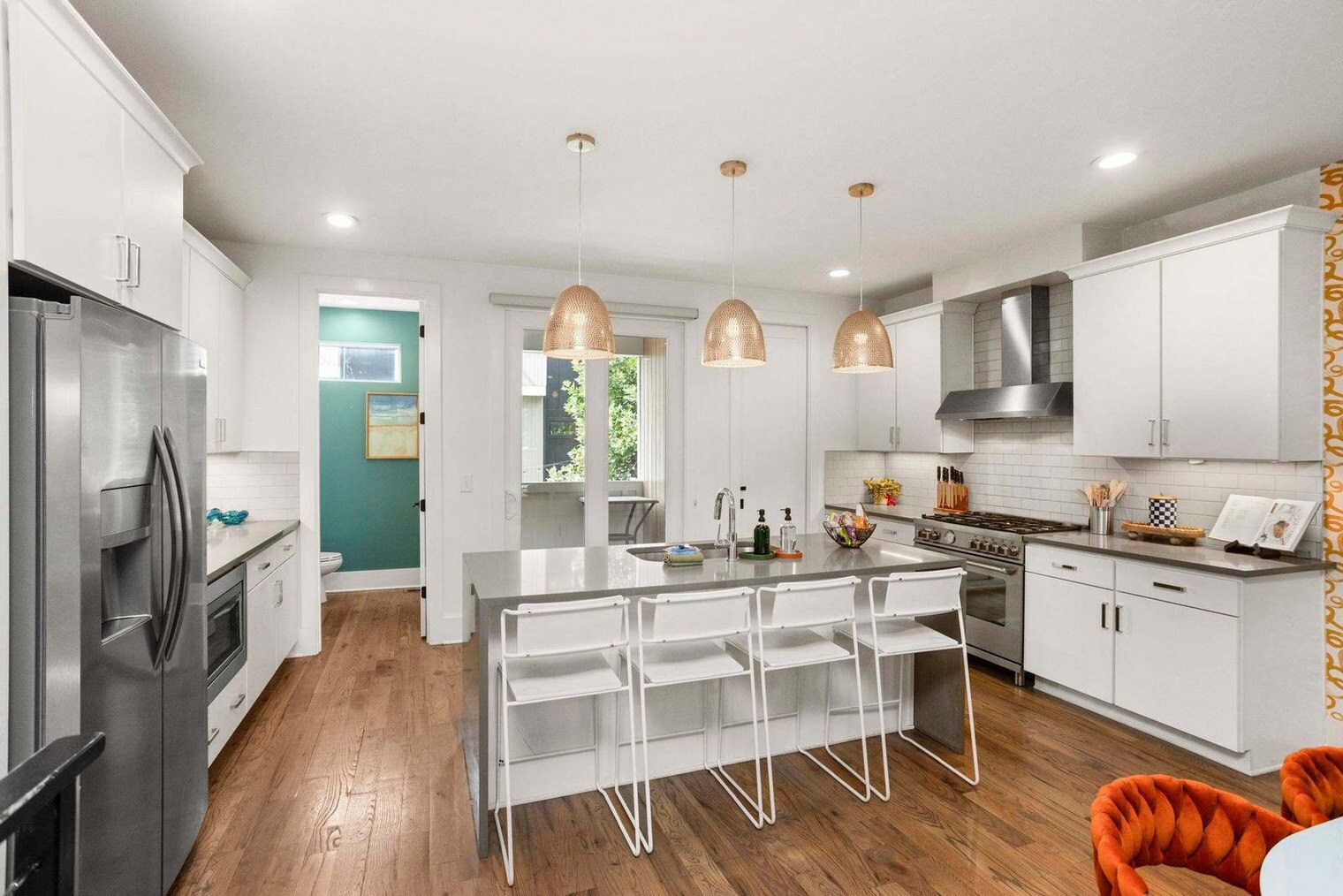 Building Photo - 1708 8th Ave S