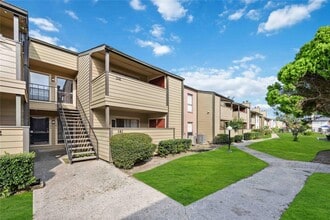 Building Photo - 15534 Zabolio Dr