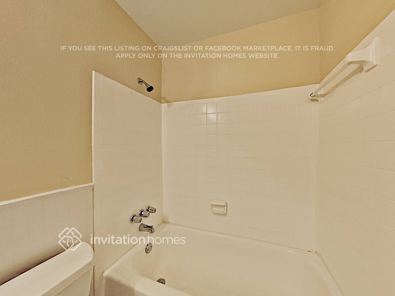 Building Photo - 5335 Laurelwood Pl