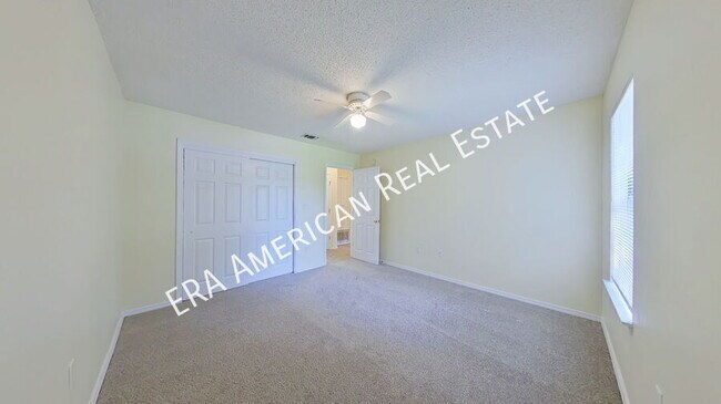 Building Photo - 1030 Blue Ridge Dr