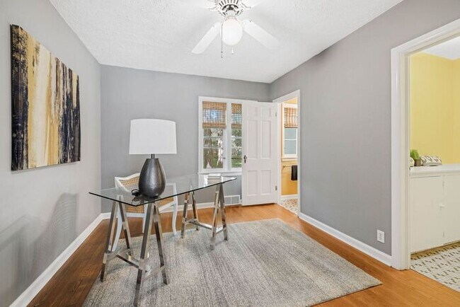 Building Photo - Sweet Warfleigh Home 3 Bedroom 2.5 bath Motivated To Rent!