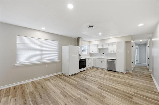 Building Photo - 2015 Salem St