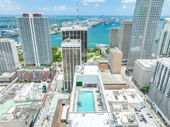 Building Photo - 151 SE 1st St