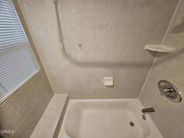 Building Photo - 530 N El Molino Ave