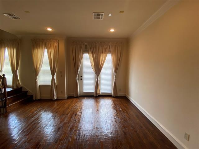 Building Photo - 4037 Winsor Dr