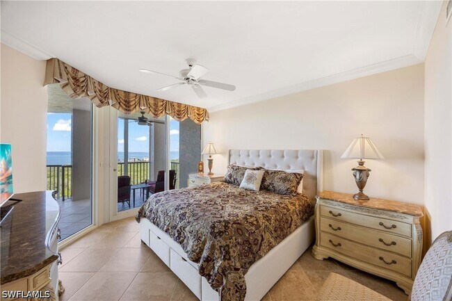 Building Photo - 7117 Pelican Bay Blvd