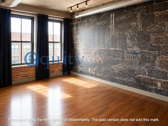 Building Photo - 328 W 200 S