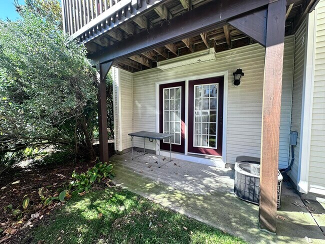 Building Photo - 2 ELCO Ct