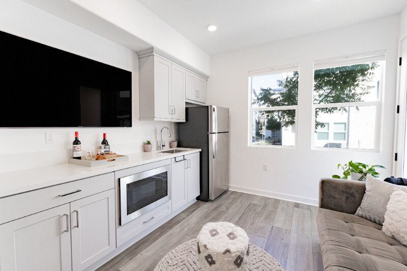 Building Photo - 10450 Galen Wy