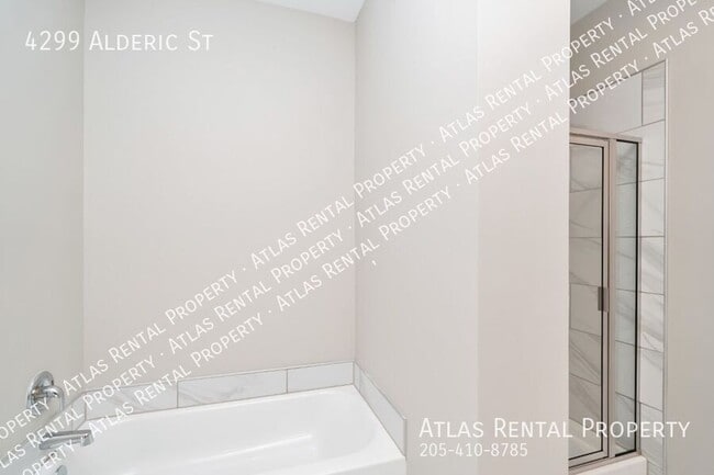Building Photo - 4299 Alderic St