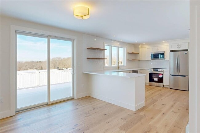 Building Photo - 3211 Main Rd