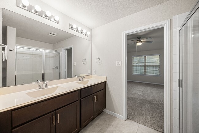 Building Photo - 8014 Ecru Ln