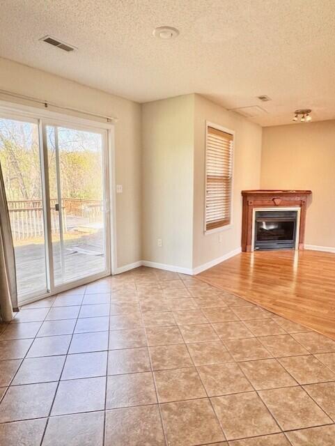 Building Photo - 707 Boulder Dr