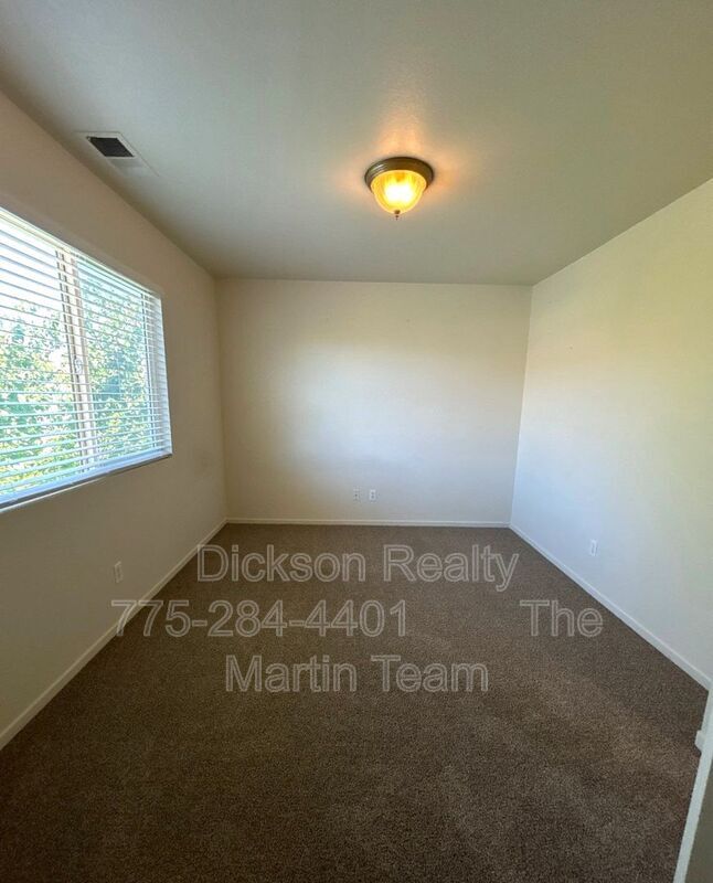 Building Photo - 5153 Lorenzo Ln