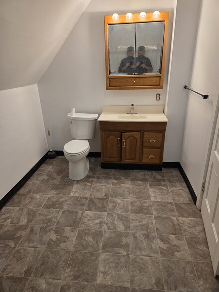 Bathroom 1of2 - 523 S 15th St