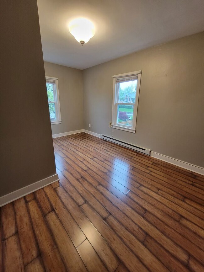 Building Photo - 5176-5178 Greenvillage Road