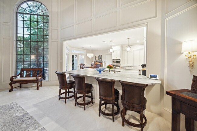 Building Photo - 15406 Old Stone Trail