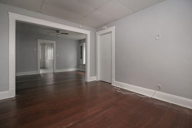 Building Photo - 1909 Treadway Ave