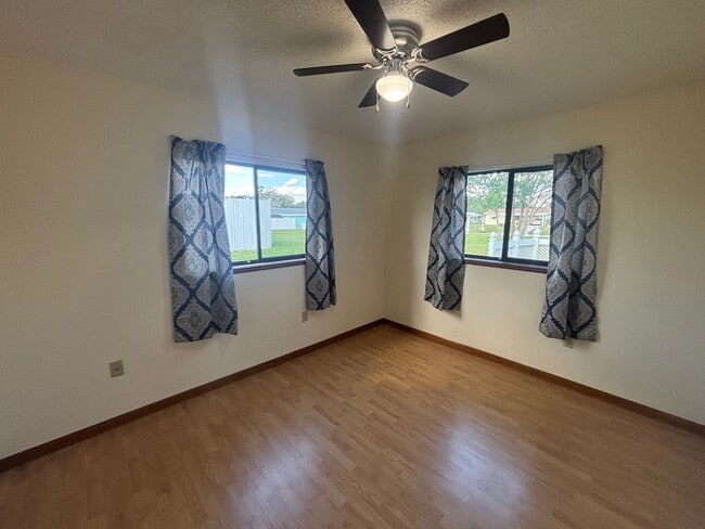 Building Photo - Corner lot house in 55+ community