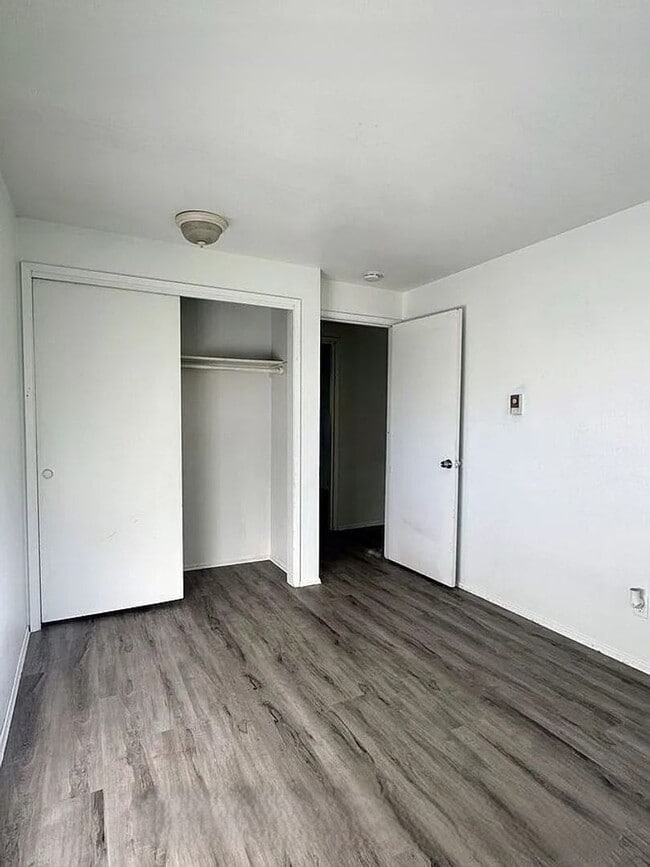 Building Photo - ar14000