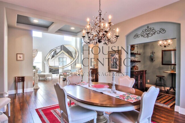 Building Photo - Serrano Executive 4bd/4.5ba Executive Home with Pool, Spa & 4-Car Garage!