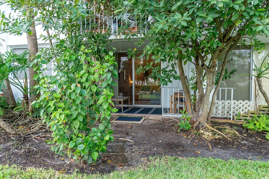 Building Photo - 917 N Flagler Dr