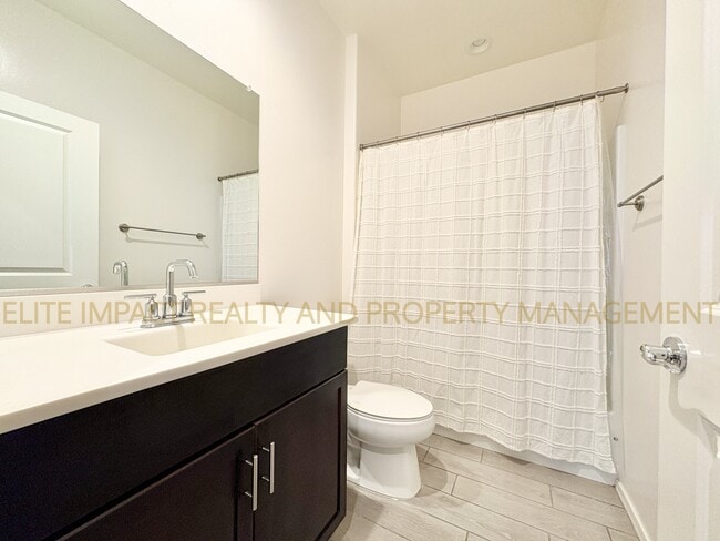 Building Photo - 6638 E Via Jardin Verde