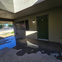 Building Photo - 3111 W Caldwell Ave