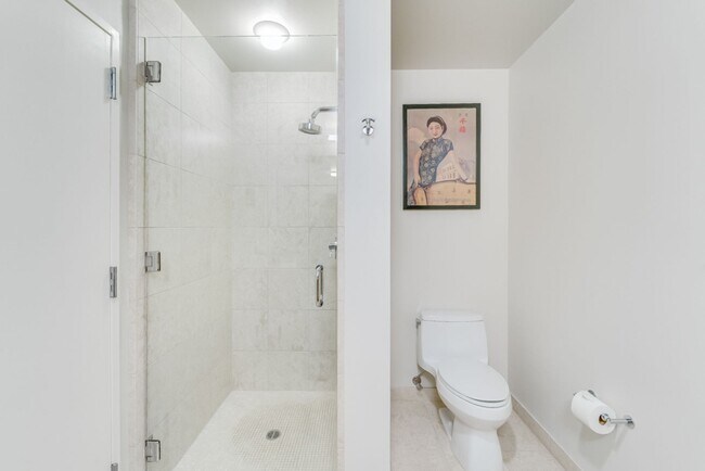 Building Photo - Gorgeous 3 Bedroom Condo with Huge Outdoor Space at Axis