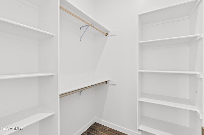 Building Photo - 22926 W La Mirada Dr