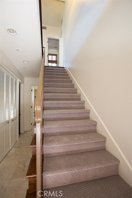 Building Photo - 2621 Carnegie Ln