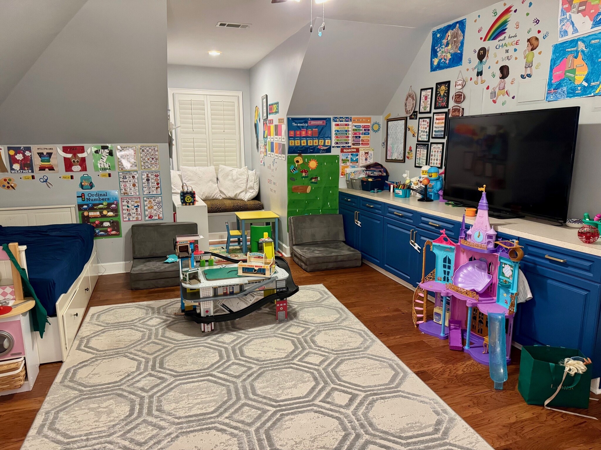 Building Photo - 8611 Wynford Pl