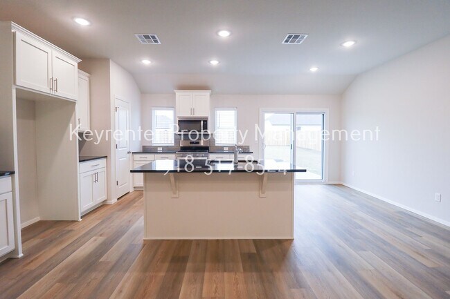 Building Photo - 4 Bed 3 Bath New Construction Simmons Home at Pine Valley Ranch